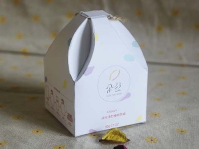 濟(jì)南包裝盒廠家設(shè)計(jì)的化妝品包裝盒，如何得到消費(fèi)者認(rèn)可？